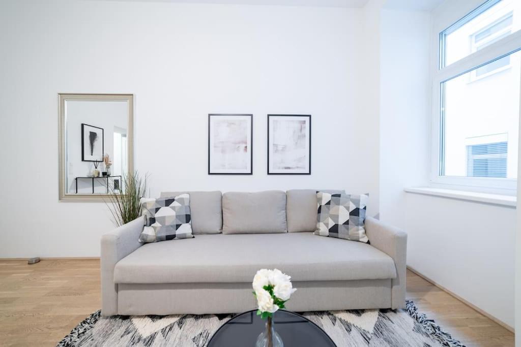 Beautiful In Vienna's Heart 1b Appartement *